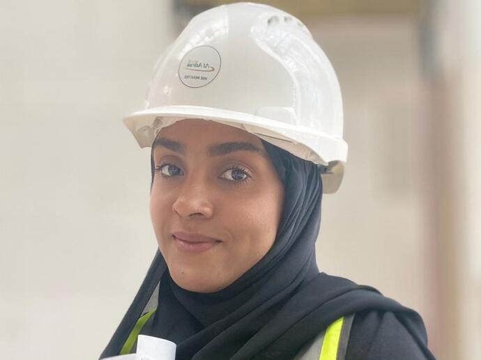 Alya Hashim Site Engineer, Keller EME